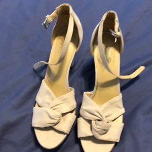 Naturalizer suede pumps